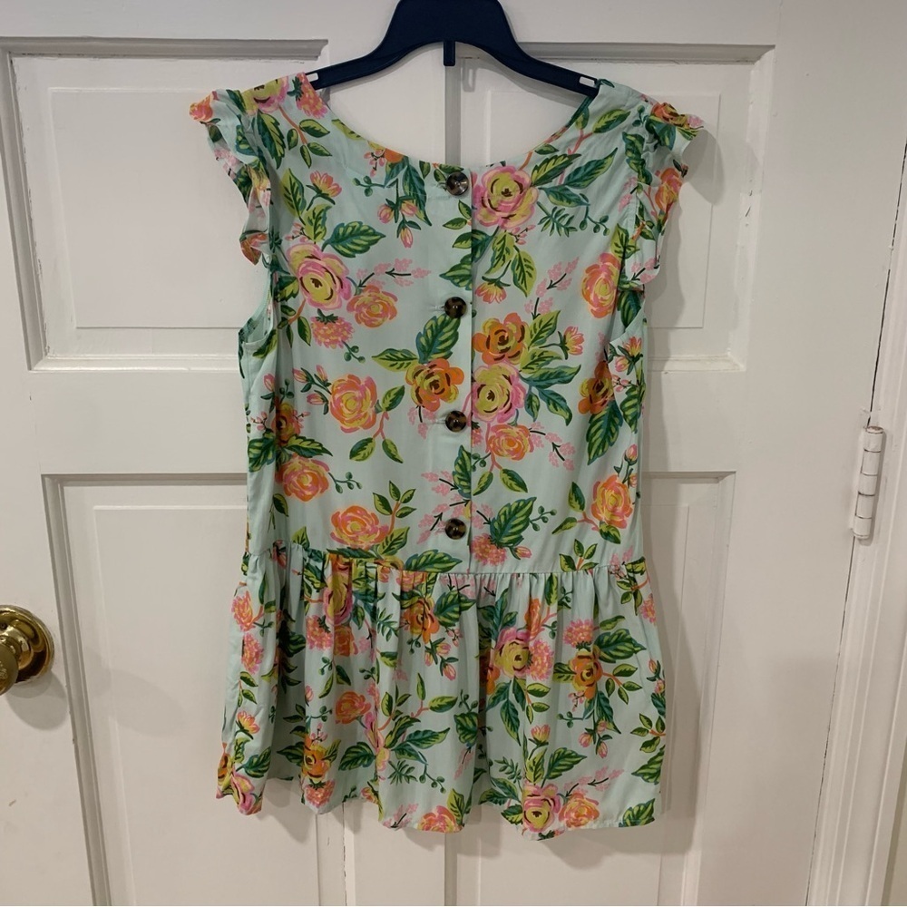 Haley and the Hound Floral Print Button Back Ruffle Bottom Blouse Size Medium‎ - Picture 4 of 10